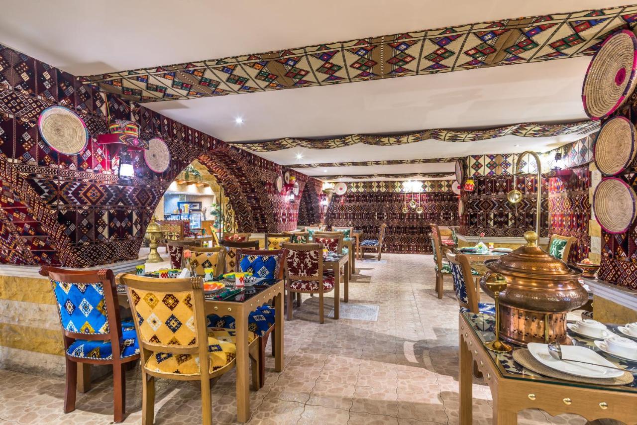 Mena Andalusia Riyadh Exterior photo